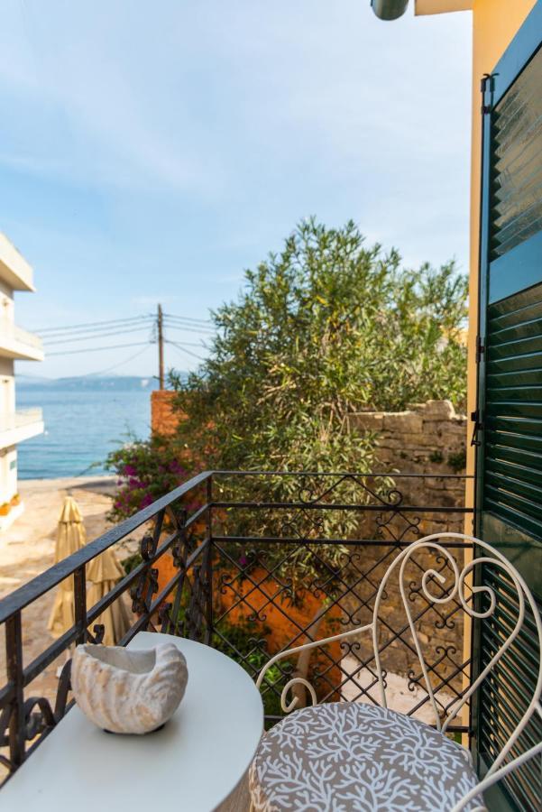 Maisonette Elena Longos  Екстер'єр фото